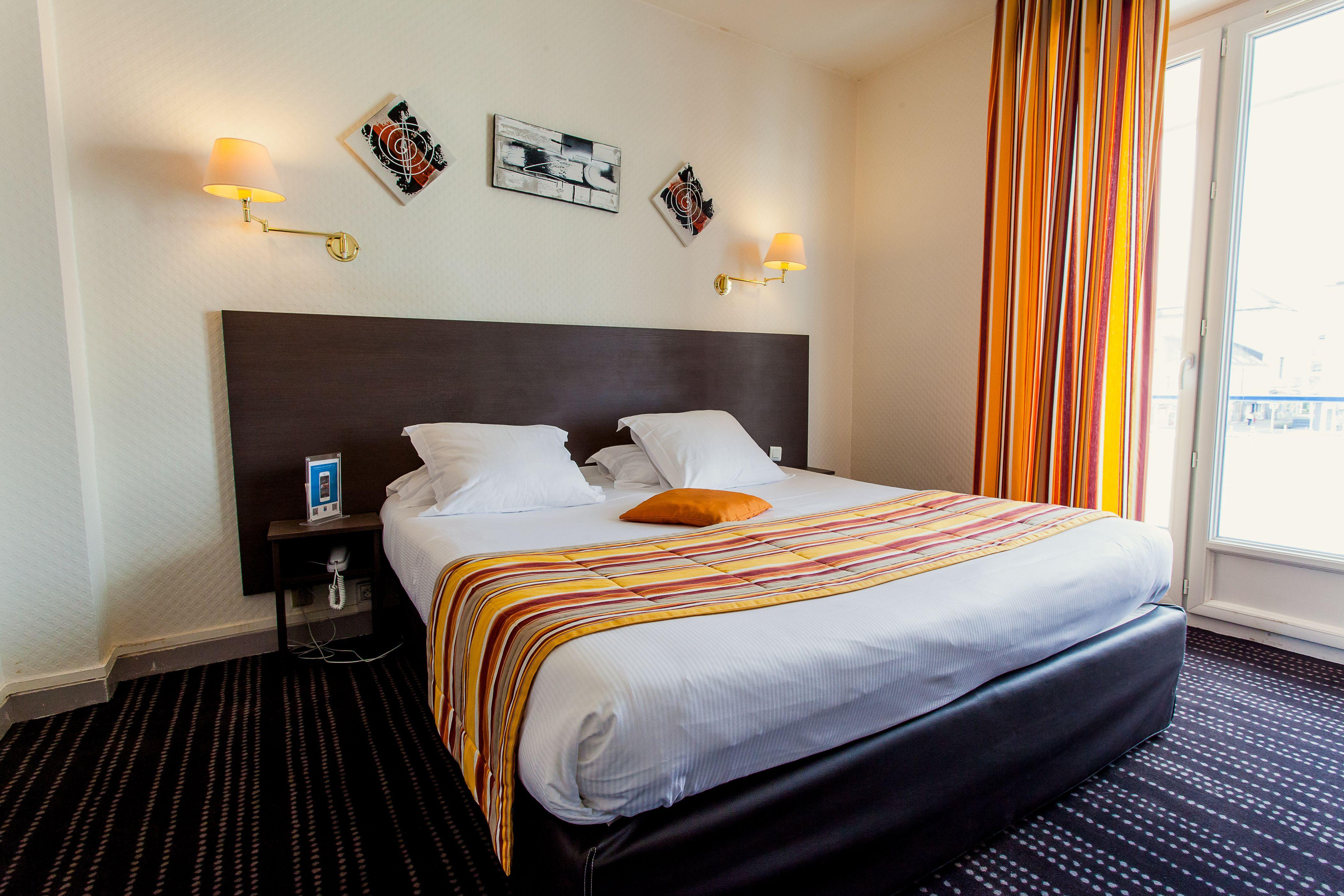 The Originals City, Hotel De L'Europe, Saint-Nazaire Exteriör bild